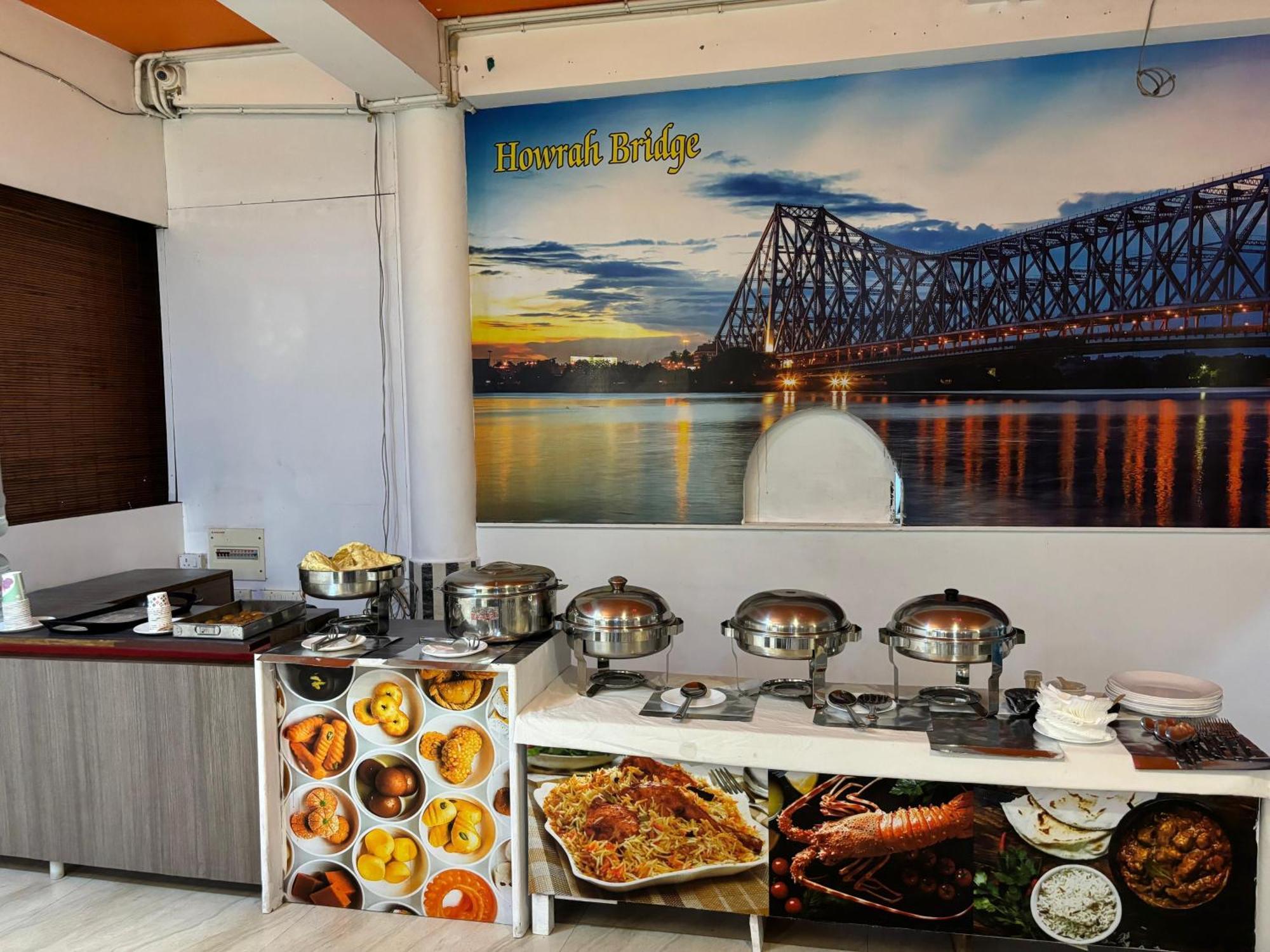 The Tamarind Tree Hotel & Restaurant Shadipur Ngoại thất bức ảnh