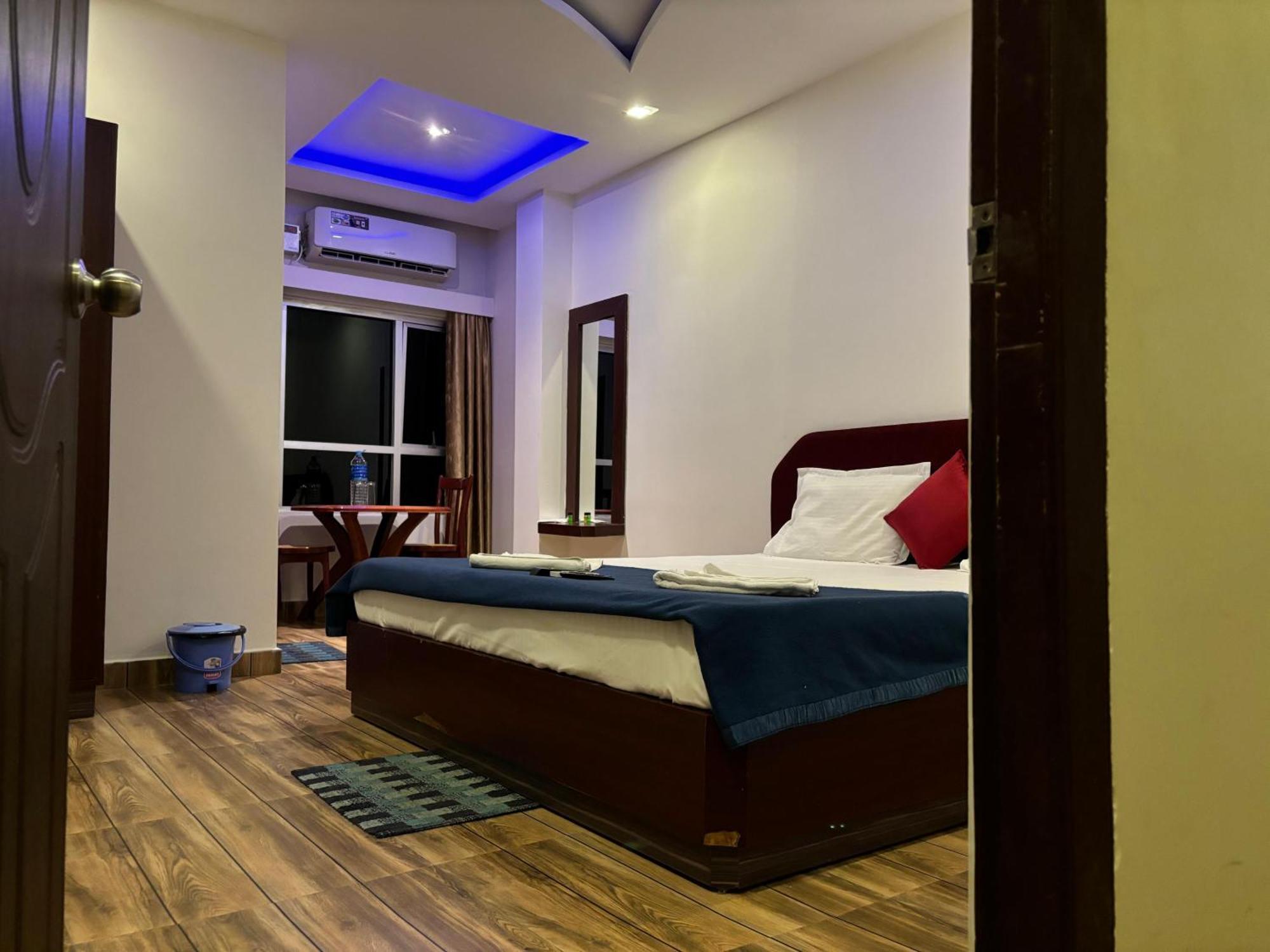 The Tamarind Tree Hotel & Restaurant Shadipur Ngoại thất bức ảnh