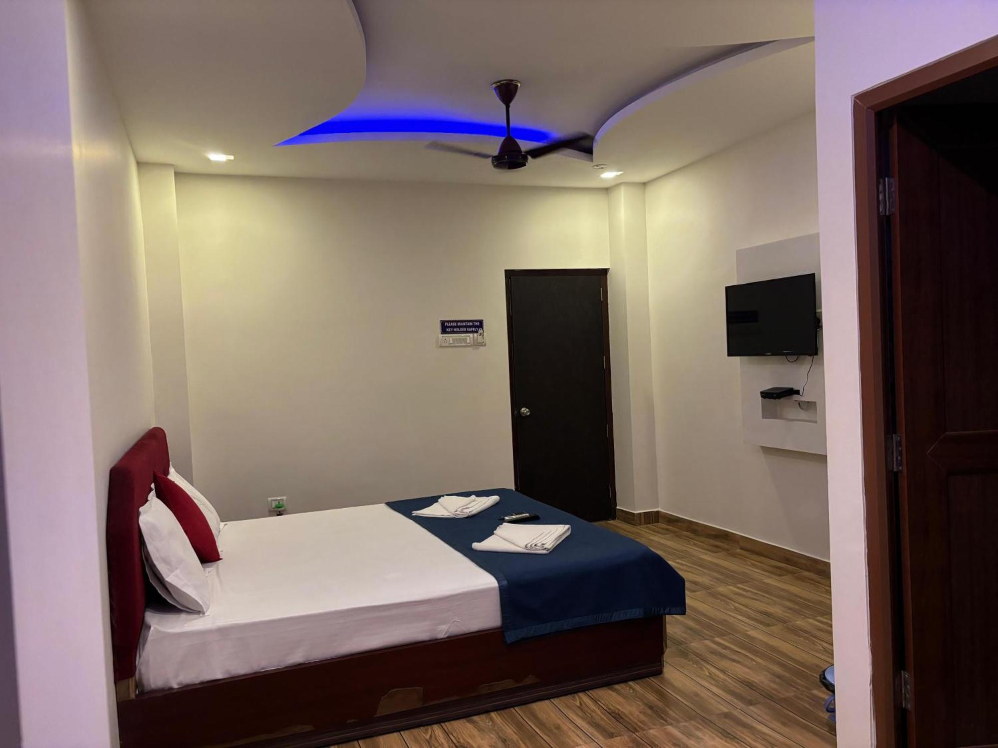 The Tamarind Tree Hotel & Restaurant Shadipur Ngoại thất bức ảnh