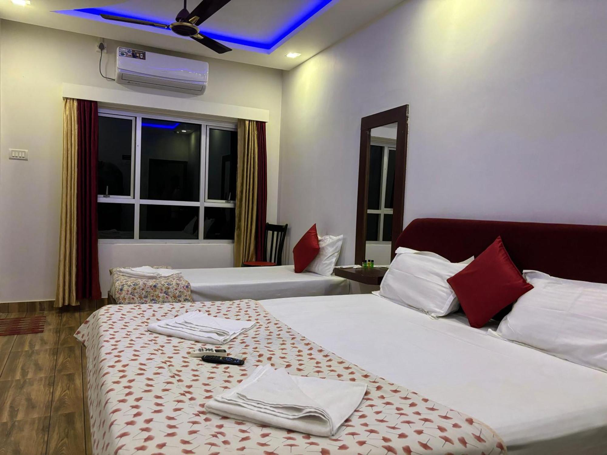 The Tamarind Tree Hotel & Restaurant Shadipur Ngoại thất bức ảnh