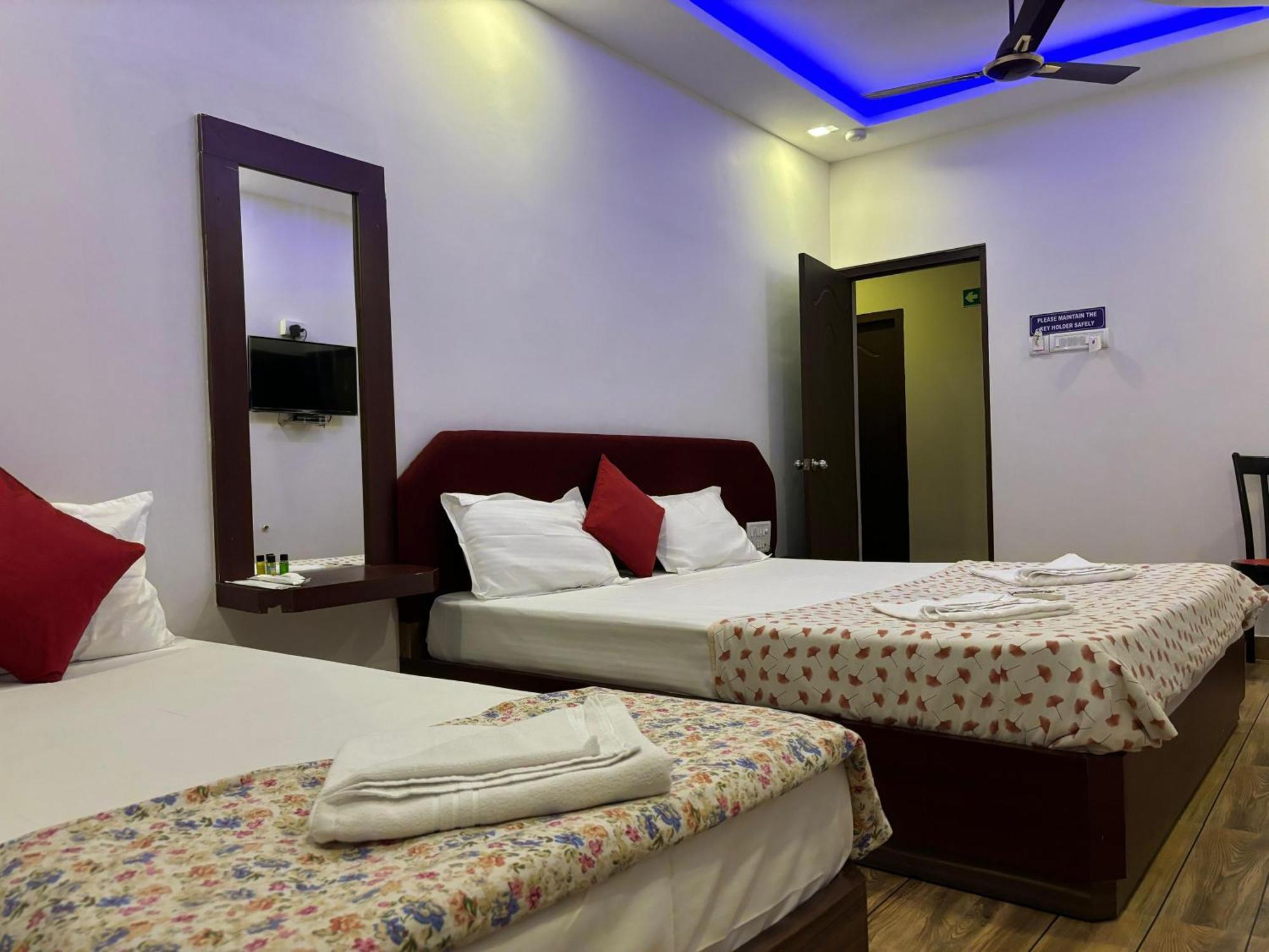 The Tamarind Tree Hotel & Restaurant Shadipur Ngoại thất bức ảnh